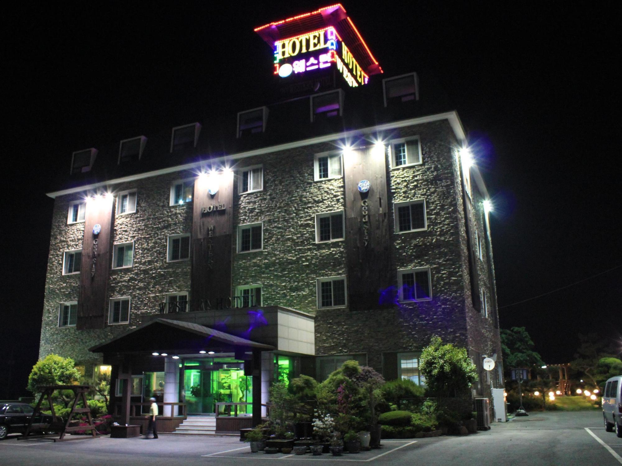 Gunsan Western Hotel Екстер'єр фото
