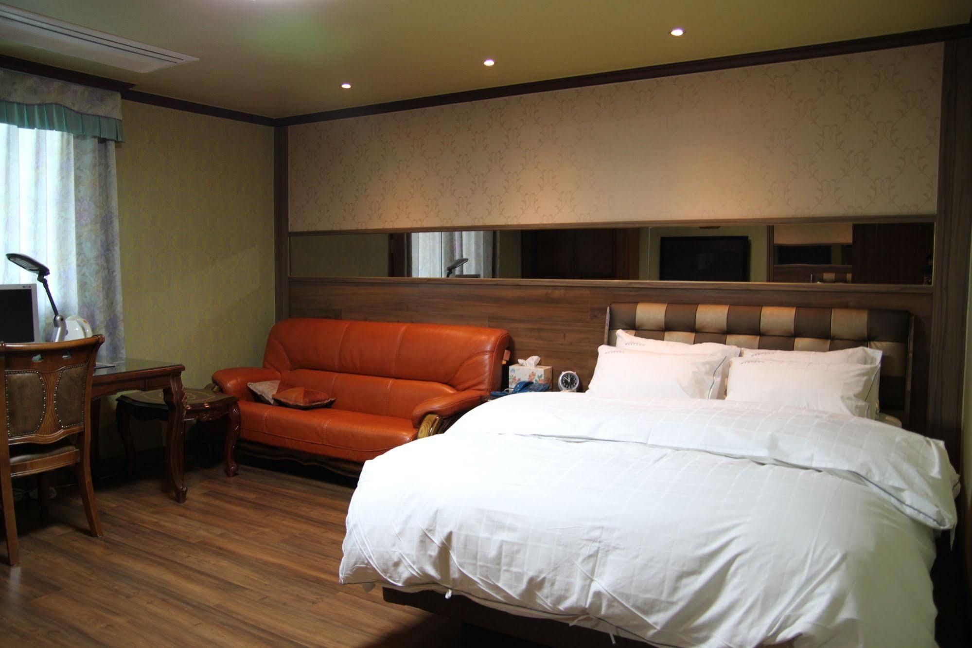 Gunsan Western Hotel Екстер'єр фото